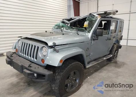 2012 Jeep Wrangler Unlimited Sahara from USA, damaged, VIN 1C4HJWEG9CL165217